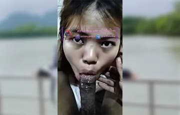 သုတ်ရည်တွေပါးစပ်ထဲပန်းထည့်တဲ့ BJ